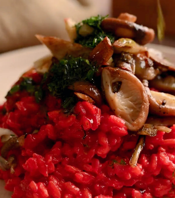 Rote-Bete-Risotto mit Pilzen und Dillöl